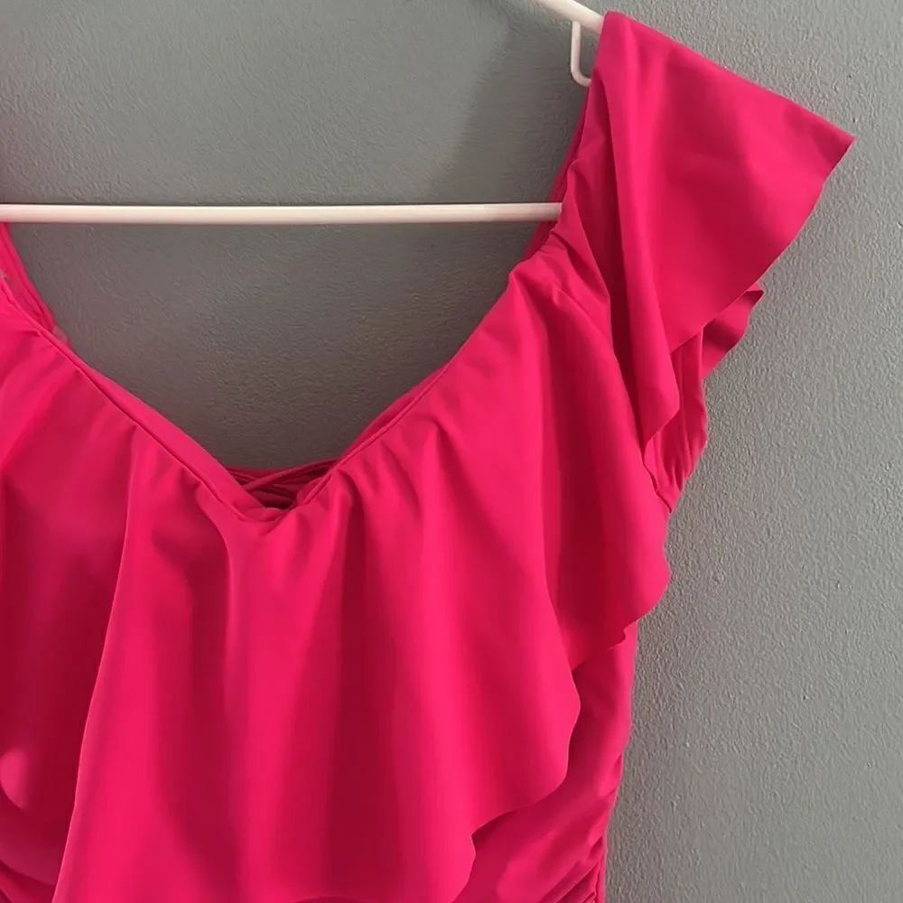 Women’s size 10 La Blanca Stunning one piece magenta swimsuit bathing suit - Picture 4 of 10